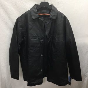 Wilda men’s leather coat with removable liner. NWT